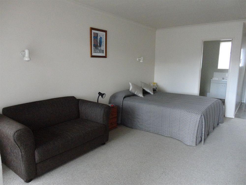 Aaa Thames Court Motel Оамару Екстериор снимка