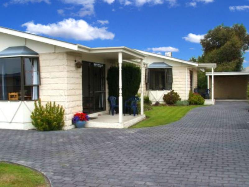 Aaa Thames Court Motel Оамару Екстериор снимка