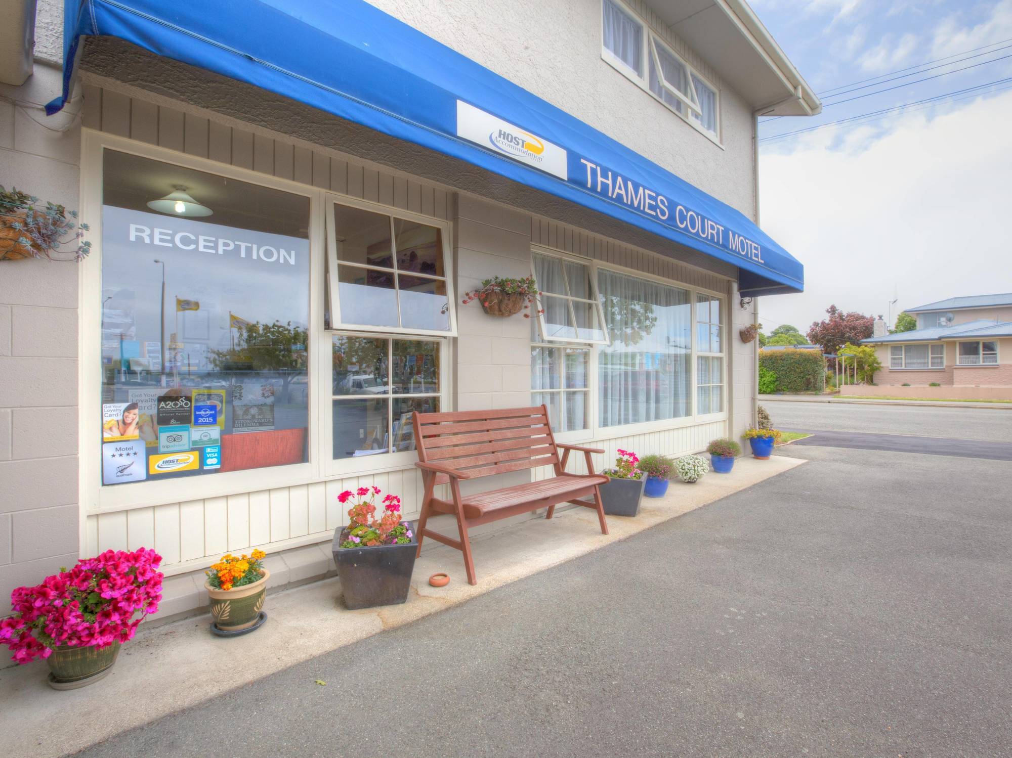 Aaa Thames Court Motel Оамару Екстериор снимка