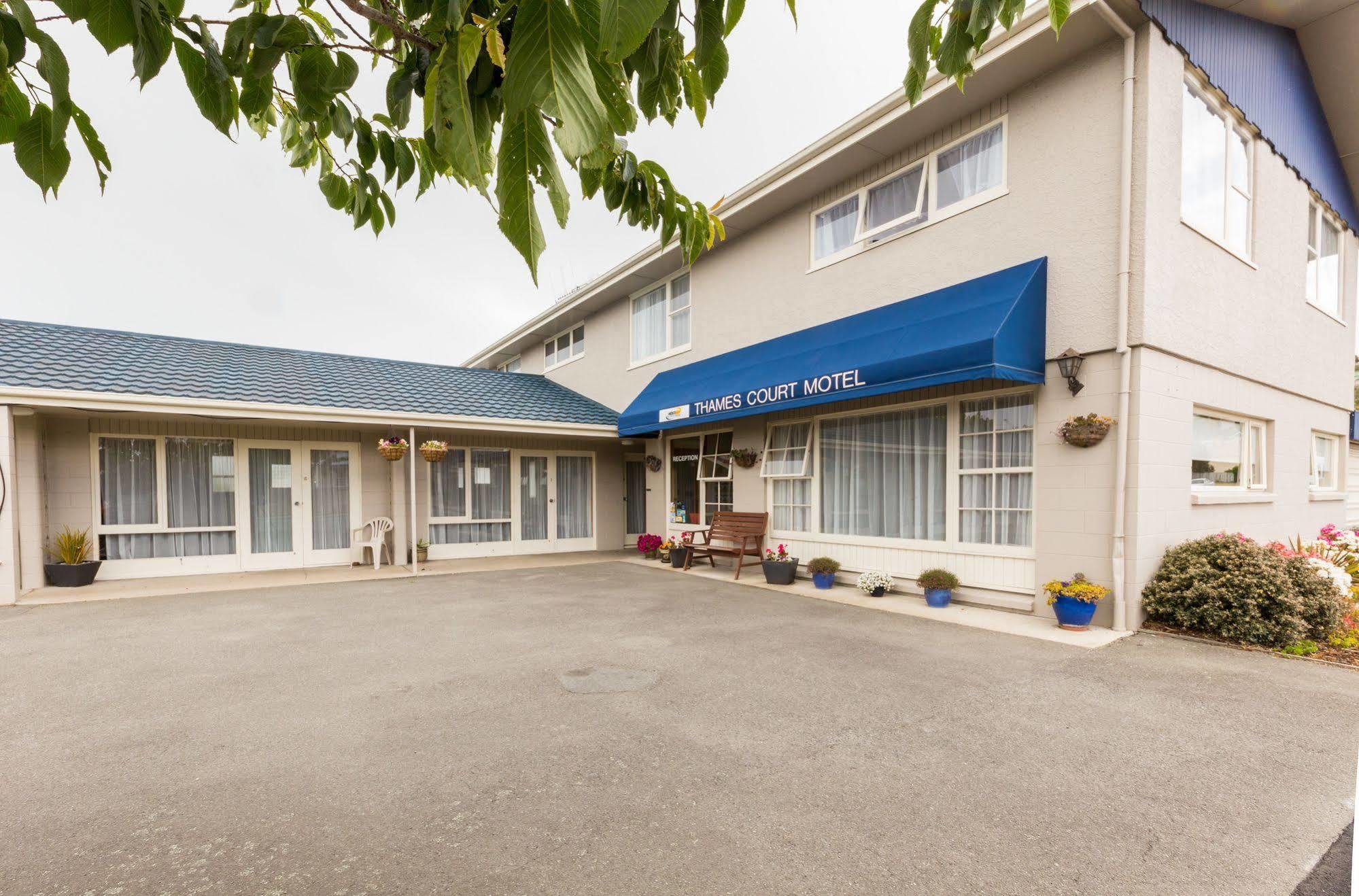 Aaa Thames Court Motel Оамару Екстериор снимка