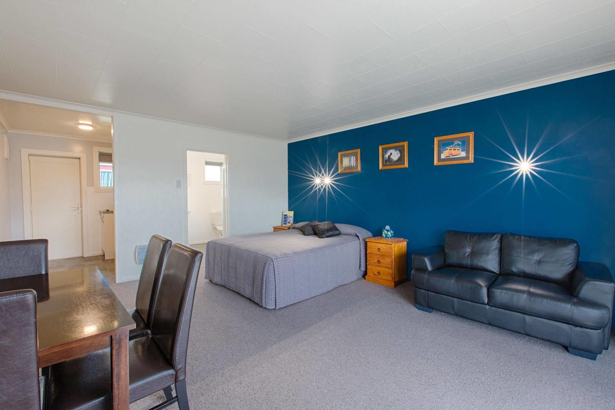 Aaa Thames Court Motel Оамару Екстериор снимка