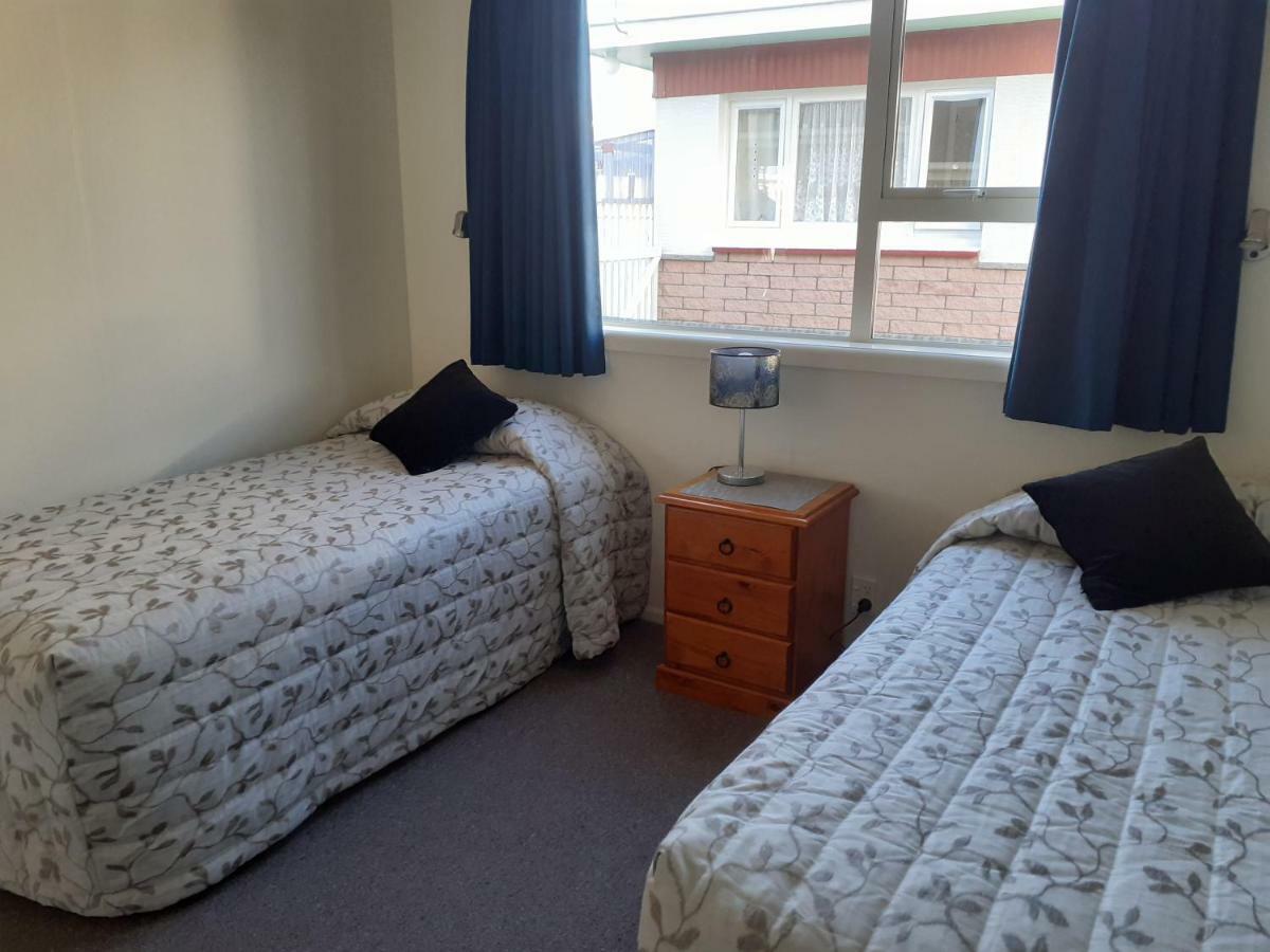 Aaa Thames Court Motel Оамару Екстериор снимка